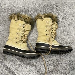 Sorel Joan of Artic Boots